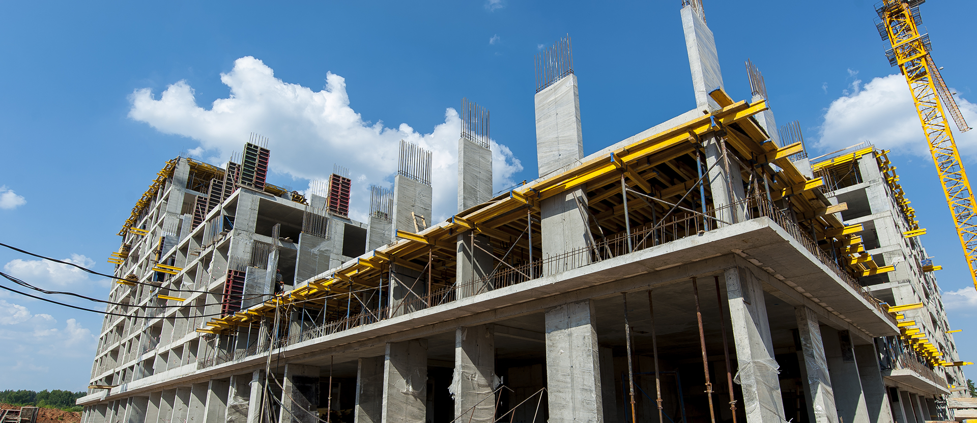Notre équipe de techniciens et ingénieurs vous accompagne depuis plus de 20 ans afin de pérenniser vos installations, réduire vos dépenses d’énergie et vos charges d’exploitation en vue de valoriser votre patrimoine immobilier.